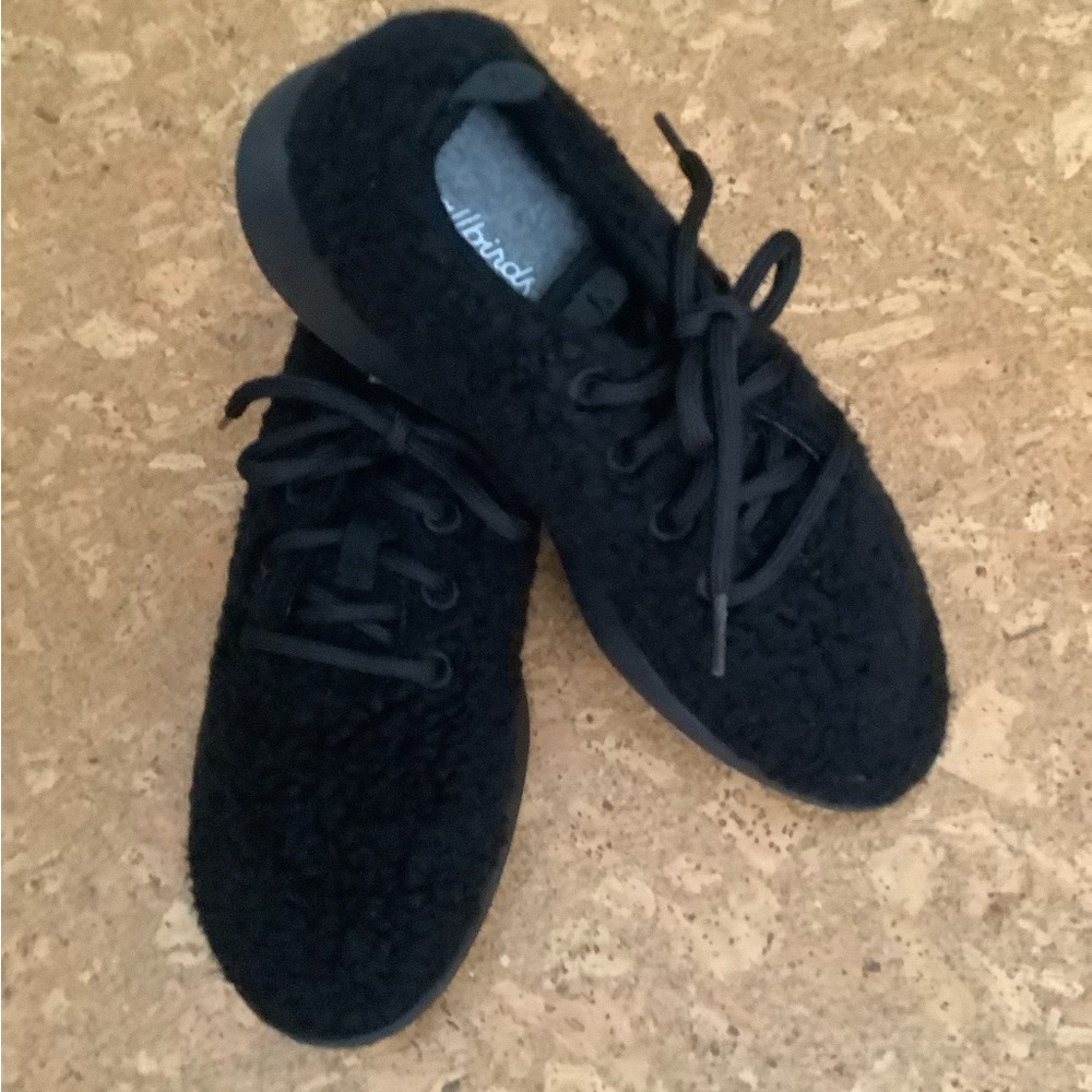 LAST CHANCE SALE - Allbirds Black Fuzzy Sneakers